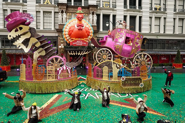 4Wall Macys Parade - Maverick 2