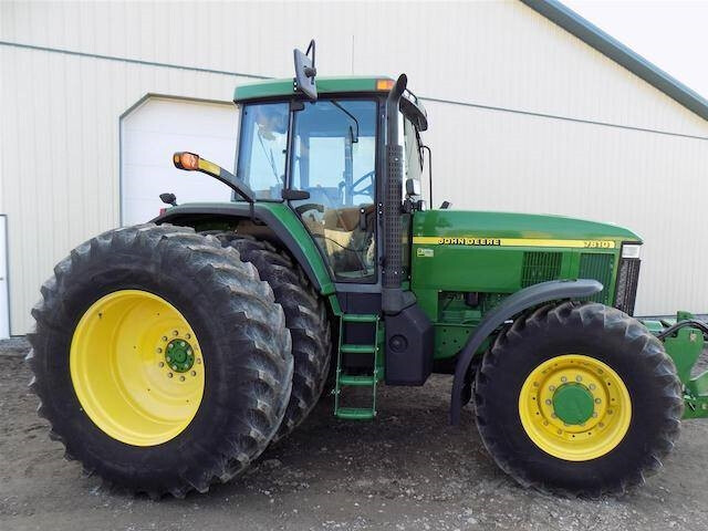 John Deere 7810