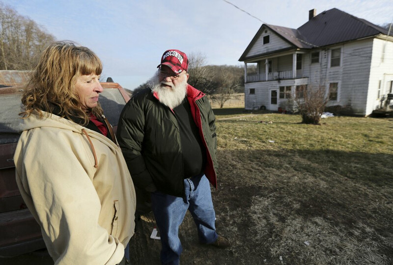 AP Julie and Phil Henneman