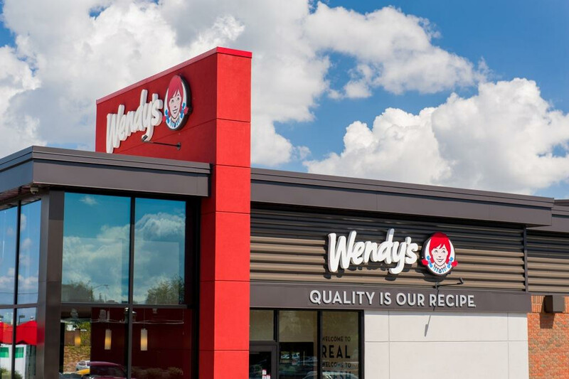 Columbus ohio commercial photographer tom dubanowich photographed the new Wendy's design store in Hiliard, 4245 Cemetery Rd. Wendy's Restaurant